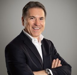 30 de ani de excelență Alukönigstahl în România: De la moștenirea unei companii de familie la clădirile inteligente ale viitorului