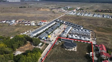 EXCLUSIV FOTO Sora mai mare a lui George Becali, Domnica Geambazi, intră pe piața imobiliară