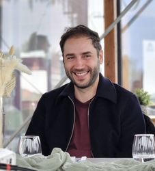 FOTO Dezvoltatorul Gabriel Focșeneanu lansează al doilea ansamblu imobiliar sub brandul Hambar 