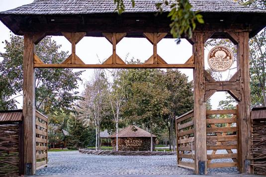 EXCLUSIV FOTO Tranzacție în România. Adrian Polec își extinde investițiile în turism. A cumpărat un complex agroturistic gândit de Cristian Dumitrescu