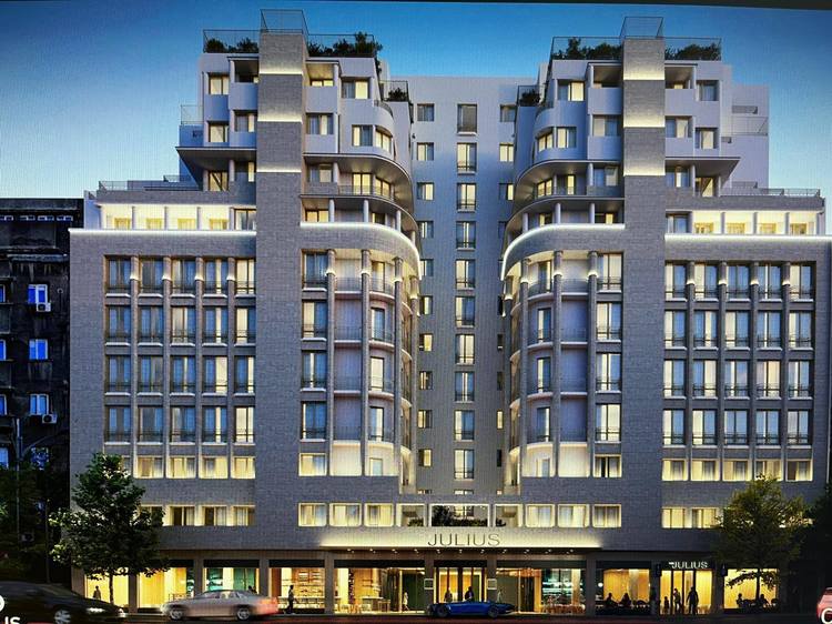 FOTO Celebru hotel din București intră în renovare. Istoricul Ambasador, cumpărat de celebra familie Julius Meinl în tranzacție anunțată de Profit.ro, a primit avizul. Cum va arăta, când va fi deschis și sub ce denumire