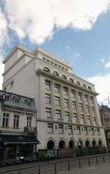 Ciucu consolidează una dintre clădirile reprezentative ale Bucureștiului. Blocul Rosenthal de pe Calea Victoriei va fi reabilitat cu 163 de milioane de lei