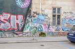 FOTO Proprietari de locuințe notificați. Bucureștiul lansează planul Curățăm Graffiti de pe aproape 100 de clădiri aflate în zone protejate