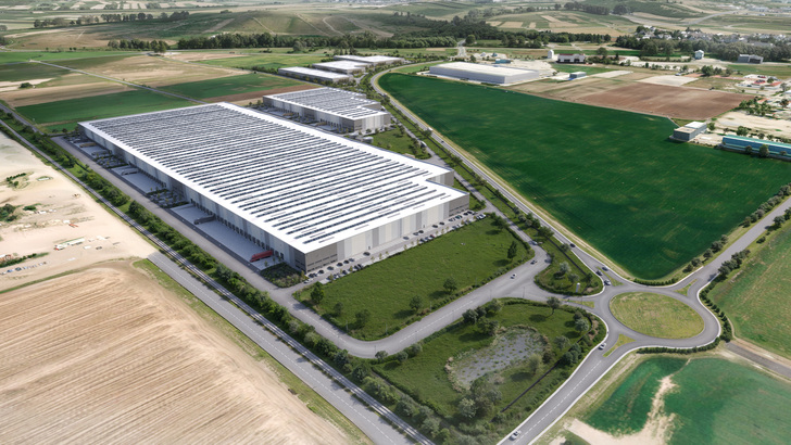 FOTO Tranzacție cu teren. VGP, companie deținută de doi miliardari belgieni, cumpără 29 hectare de teren în Oradea