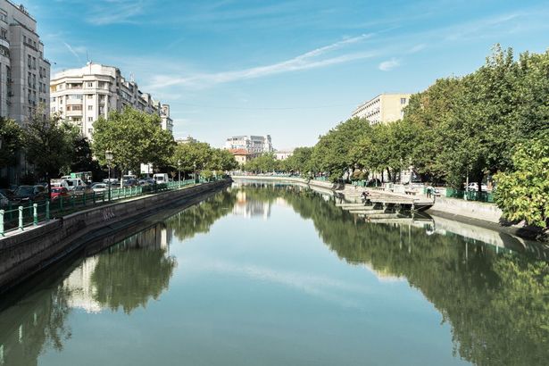 Chiriile prime de pe Calea Victoriei urcă puternic. Cum s-a închis forțat o afacere. Bucureștiul, una dintre cele mai competitive piețe din regiunea CEE