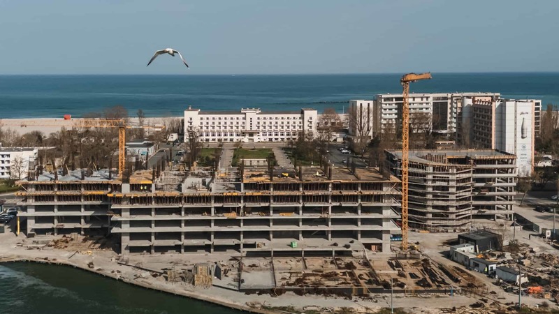 FOTO Surpriză lângă Rex Mamaia. Rudele lui Radu Mazăre și Nicușor Constantinescu sprijină financiar proiectul rezidențial premium al dezvoltatorului Ramazan Gur