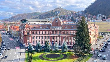 „Bătălie” între marii constructori pentru o clădire emblemă a Brașovului