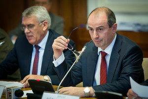Ministrul Agriculturii: Salariul unui atașat agricol poate merge până la circa 2.000 de euro pe lună