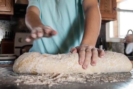 Comercianții și restaurantele vor avea obligația să menționeze ce preparate sunt obținute din produse congelate - proiect