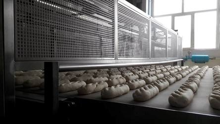 Vel Pitar, controlat de fondul de investiții Broadhurst Investments, răscumpără acțiuni de 1,5 milioane euro