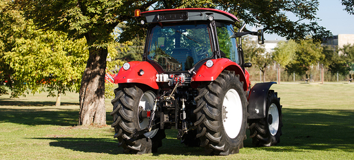 A început producția de serie a primului tractor agricol românesc, conceput la IRUM Reghin