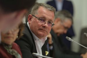 Ministrul Agriculturii: Banii europeni alocați pentru construcția unei burse de pește la Tulcea trebuie returnați