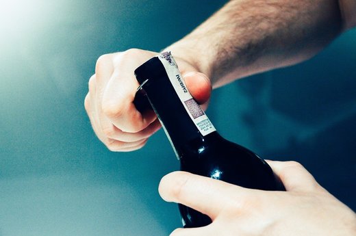 Coronavirusul afectează puternic vânzările de vin. Declinul - ca la finalul celui de-al Doilea Război Mondial