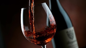 INFOGRAFIC România, cel mai mare avans anual estimat al producției de vin din UE în 2021