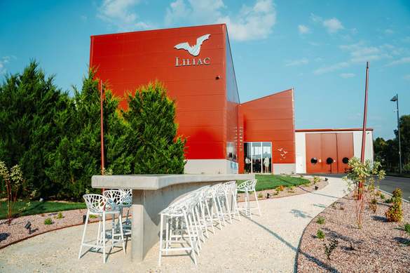 FOTO Producătorul vinurilor Liliac a investit peste 3 milioane euro în extinderea spațiului de producție 