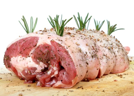Lumea trebuie să majoreze producția de carne