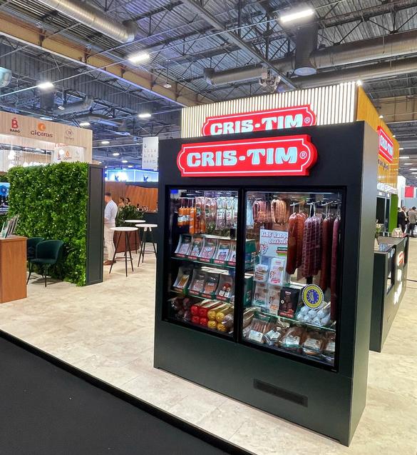 Radu Timiș Jr. de la SIAL 2024: „Prezentăm noi inovații și deschidem noi oportunități de colaborare în Europa. Țintim parteneriate inclusiv cu retaileri internaționali”