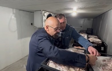 VIDEO Piedone a închis o unitate de procesare a cărnii din Bragadiru