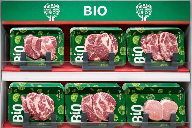 Carnea bio din România: producție redusă, costuri mari și un consum încă timid