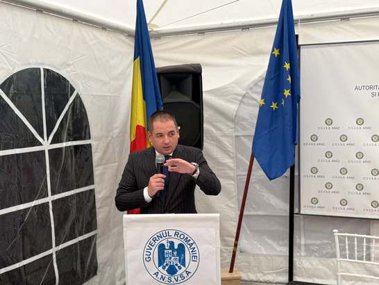 Conducere întreagă demisă pentru incompetență. ''Hub al samsarilor''. Șeful ANSVSA anunță: Am hotărât să demit conducerea Direcției Sanitare Veterinare și pentru siguranța Alimentelor Brăila pentru incompetență 