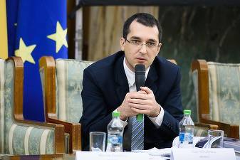 Voiculescu: 3% dintre români iau zilnic antibiotice. România are consum cu 70% peste media europeană