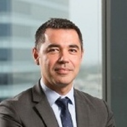Sanofi, lider pe piața din România, producătorul Algocalmin, a instalat un nou președinte