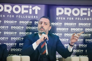 Profit Health.forum - Luca Militello, CEO Grupul Monza: Sistemul de sănătate public trebuie să funcționeze în colaborare cu sistemul privat, să-și unească forțele