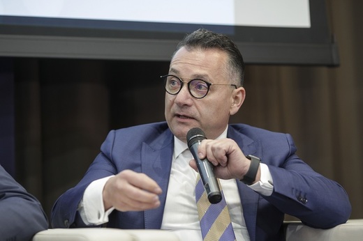 Profit Health Forum – Radu Gorduza-Lupu, Affidea România: Prestatorii și finanțatorii serviciilor medicale și firmele farma să formeze o uniune pentru binele pacienților. Teleradiologia trebuie introdusă în sistemul medical


