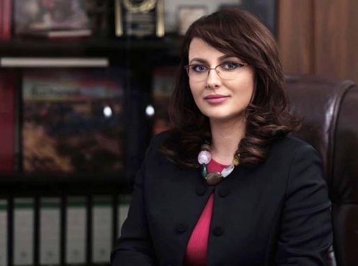 Adriana Cotel, o apropiată a lui Darius Vâlcov, revocată din funcția de președinte al Casei Naționale de Asigurări de Sănătate