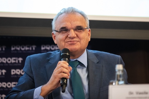 Profit Health.forum - Întregul sistem informațional din sănătate va fi revizuit. Informații incomplete, nici măcar autoritățile nu știu dacă sunt valide.  ”Problemele nu trebuie ascunse sub preș!”. Cereri pentru spitale regionale - la Bruxelles