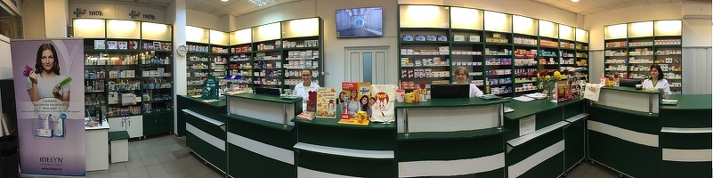 Tranzacție surpriză: Help Net, sub conducerea germanilor de la Phoenix, cumpără 33 de farmacii la nivel național