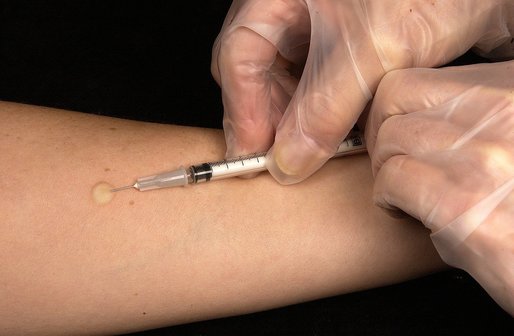 Comisia Europeană a aprobat al treilea contract pentru un potențial vaccin împotriva Covid-19, cu Janssen Pharmaceutica
