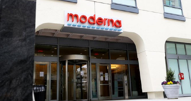 Compania Moderna pregătește lansarea la nivel global a vaccinului pentru Covid-19