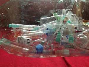 Consiliul Concurenței investighează companii din domeniul eliminării deșeurilor medicale