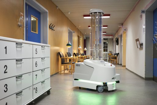 Comisia Europeană livrează primii roboți pentru dezinfecția spitalelor în România