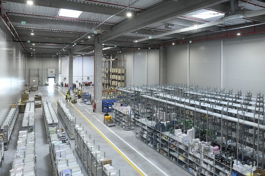 Tranzacție - Dentotal, preluat de fondul de investiții Abris, intră în Bulgaria cumpărând Dentatechnica, prezentat drept principal distribuitor de produse stomatologice din țara vecină. Ținta - lider în regiune