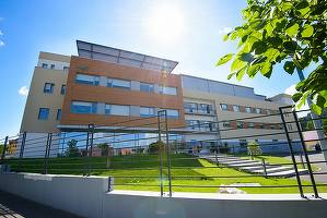 Undă verde - Grupul MedLife preia OncoCard Brașov 