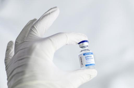 Danemarca va administra a patra doză de vaccin anti-COVID, în toamnă, persoanelor cu vârsta peste 50 de ani