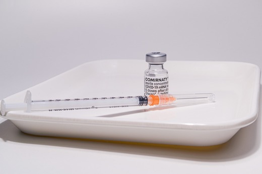Verdictul în procesul Pfizer - România ar putea veni abia în iunie 2025. A fost stabilit calendarul procedural doar pentru depunerea de documente. Pfizer cere 564 milioane euro, cu dobândă de 9,5%
