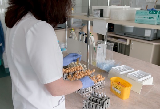 Persoanele neasigurate vor avea acces la servicii necesare pentru depistarea precoce a afecțiunilor oncologice