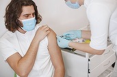 SUA acordă Moderna aproape 600 de milioane de dolari pentru dezvoltarea unui vaccin împotriva gripei aviare