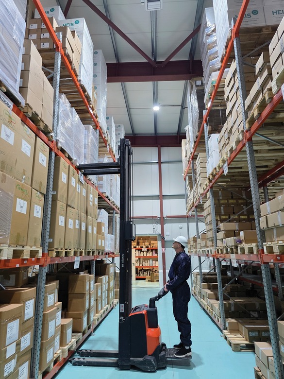 FOTO Cosmo Pharm a investit 2 milioane de euro într-un laborator pentru cercetarea și producția suplimentelor alimentare și vizează o creștere a exporturilor cu 25%