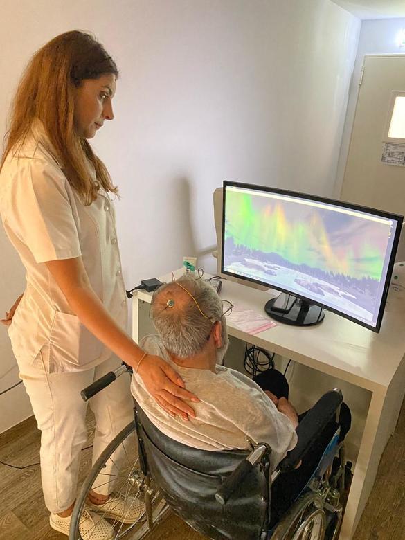 Vitalitas, primul centru premium de îngrijire seniori din România care implementează programul de neurofeedback cu tehnologie de ultimă generație