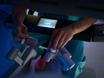 Endometrioza, o prioritate pentru sănătatea femeilor - Regina Maria extinde la nivel național Endo Institute cu două noi centre chirurgicale specializate în diagnostic și tratament complex