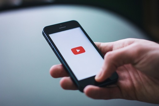 YouTube ar plănui să își „frustreze” utilizatorii, pentru a genera abonamente la serviciul său dedicat muzicii