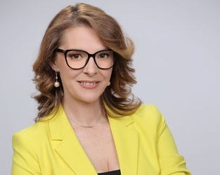 Ne facem mari, un talk show dedicat celor care cresc copii, dar și celor care se cresc pe ei înșiși, la Medika TV