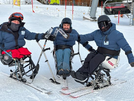 Echipa Caiac SMile a reprezentat România la prima sa competiție internațională de sit-ski cu o echipă completă