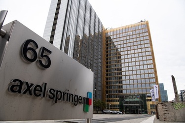 Tranzacție pe piața media: Axel Springer cumpără grupul britanic Telegraph