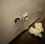 FOTO Hotel din Constanța, închis de autorități. Băi murdare, prosoape degradate, oferta de mic dejun nu există în realitate