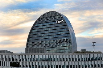 Scandal de spionaj corporativ: Proprietarul Garanti Bank Romania, gigantul BBVA, va fi judecat pentru dare de mită și divulgare de secrete. Unul dintre cele mai mari cazuri de corupție corporativă